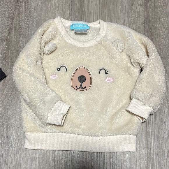 4/$20 Cream Bear Face Kids Sweatshirt - Picture 1 of 1